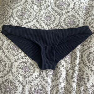 Frankie’s Greer Ribbed Bikini Bottom Navy Size Small
